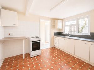 Photo 5- click for photo gallery